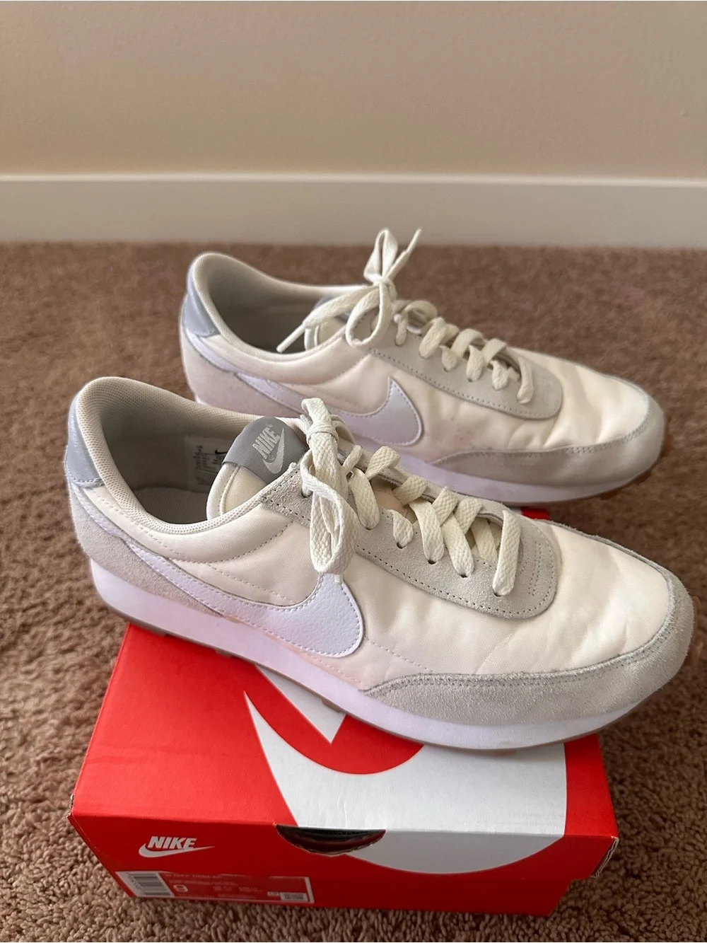 Nike Women’s Daybreak Sneaker